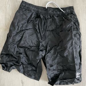 M mens umbro soccer shorts